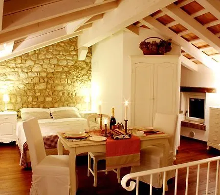 Dei Tolomei Apartment